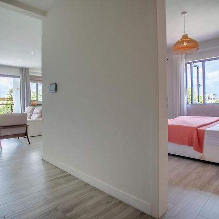 Mayfair Condo In Pereybere Pereybere Beach エクステリア 写真
