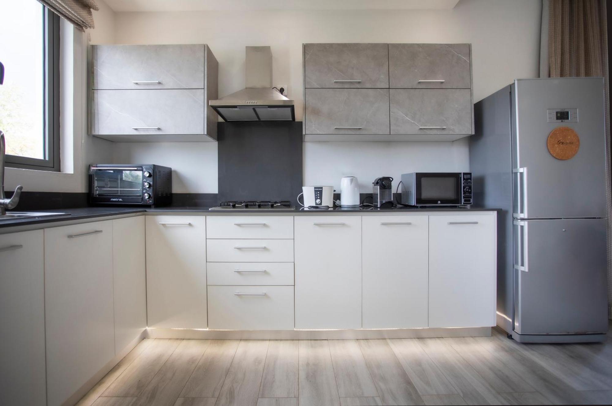 Mayfair Condo In Pereybere Pereybere Beach エクステリア 写真